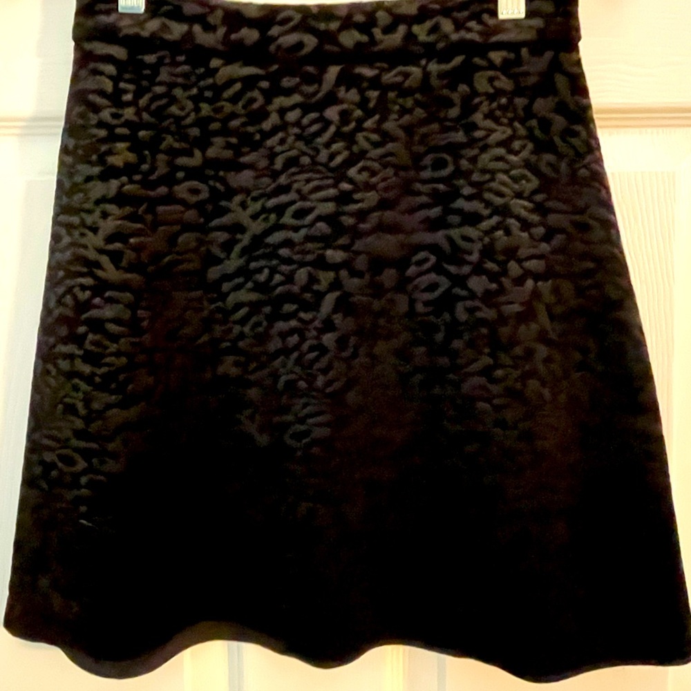 🛍️ Black Animal Print Mini Skirt • US 4 / UK 8
